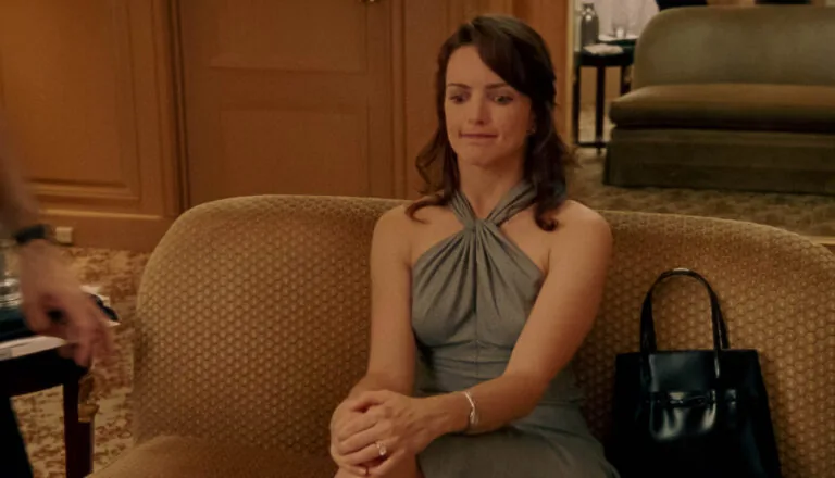 Момент из 11 серии 3 сезона